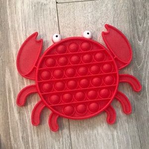 1 Crab Pop It 1 Rainbow Robot Pop It 1 Cactus Pop It 1 Yellow Circle Pop It